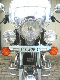 Zum vergrößern klicken  Lightbar + Chopperscheibe CX500C