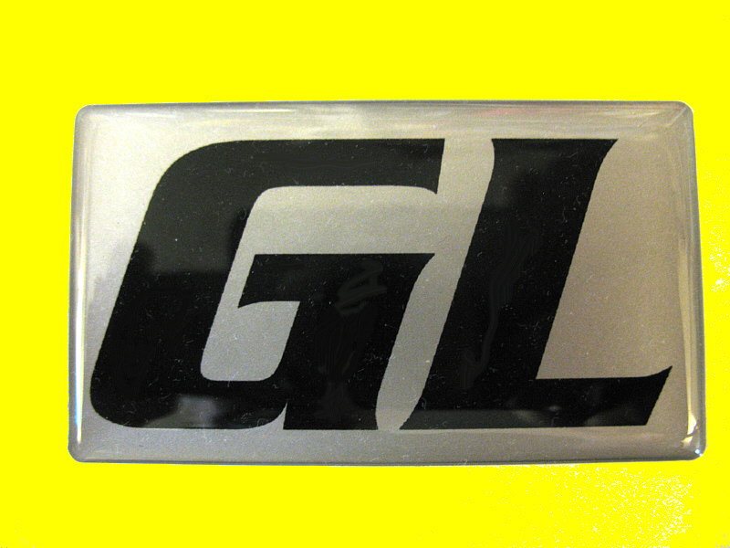 Zum vergrößern klicken   GL500-Emblem